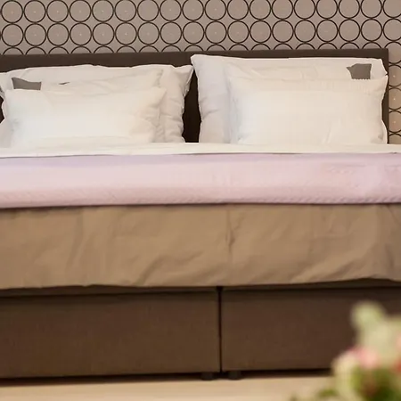 Tesla Boutique Apartments & Rooms Zágráb Szoba fotó